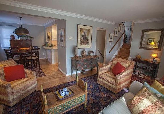 3rd image of 5333 Thayer Ave