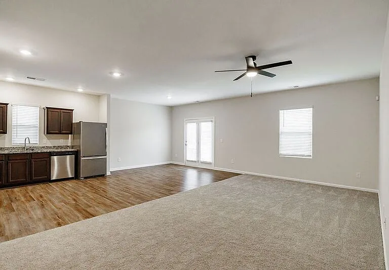 80 Forray Dr — Photo 10
