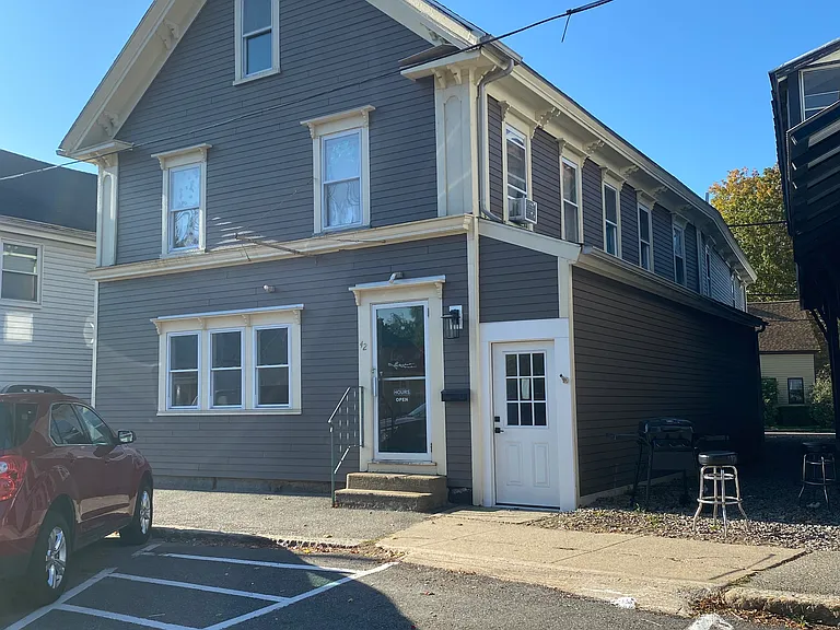 42 Main St #1 — Photo 3