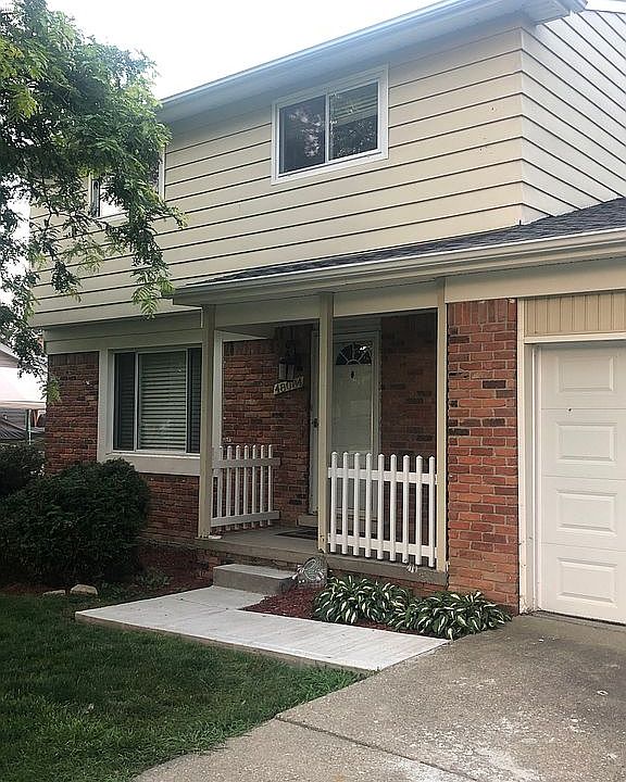 1st image of 48084 Mallard Dr