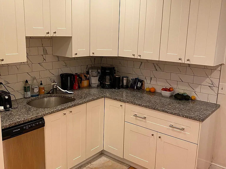 280-290 Corey rd — Photo 11