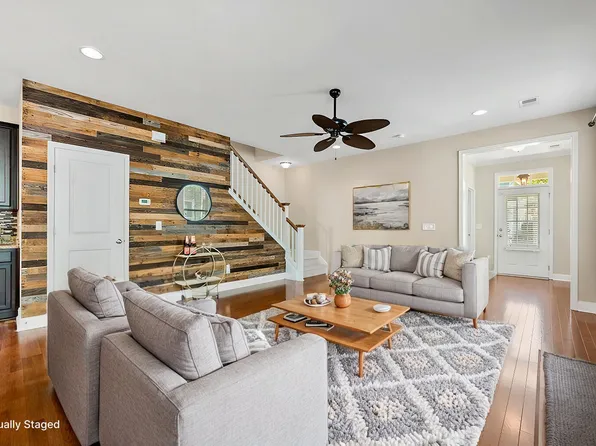 103 Green Grass Rd, Summerville, SC 29483