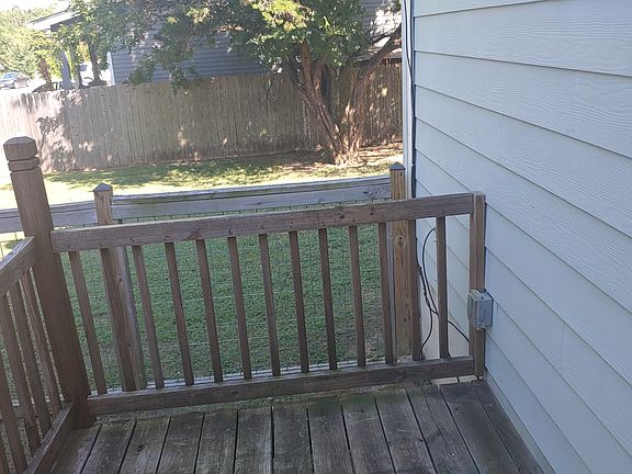 3rd image of 7901 Dunn St #A