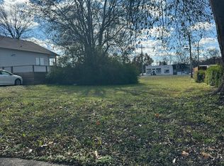 2004 E 14th St, Chattanooga, TN 37404