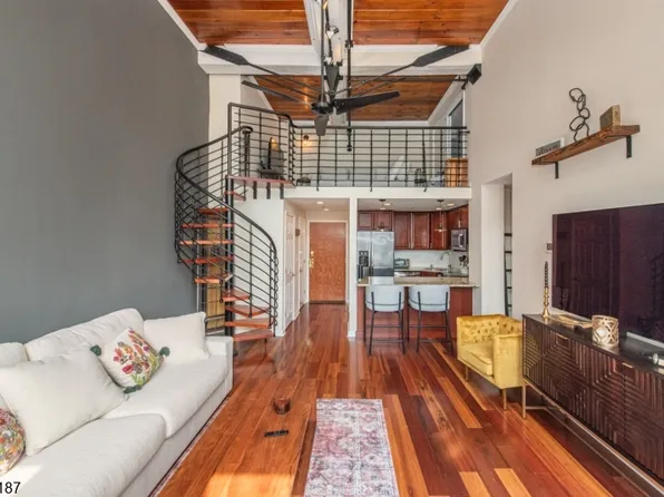 262 Main St BLDG 262 #219, Little Falls Twp., NJ 07424