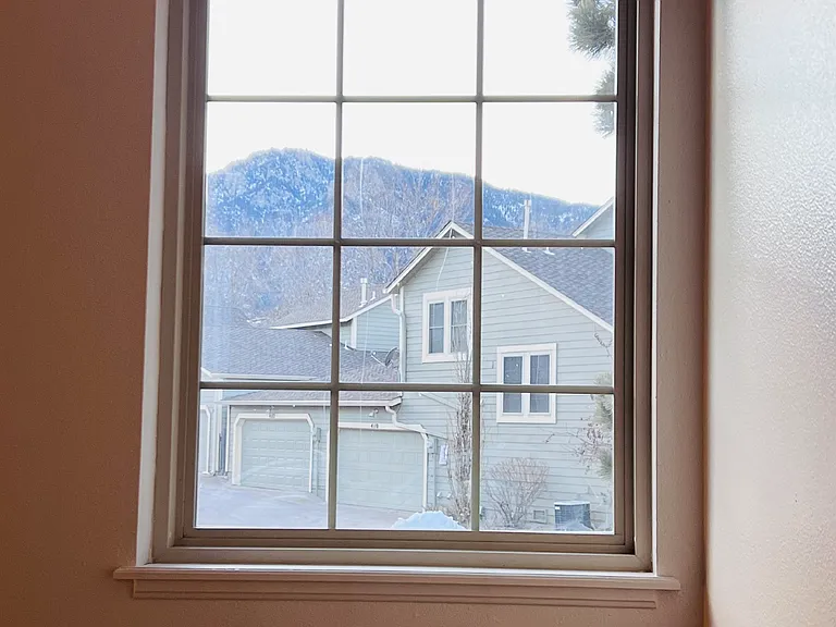 754 Crown Point Dr — Photo 10