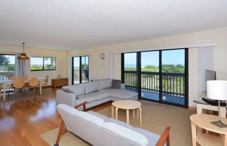 460 Beach Rd #A1 — Photo 5
