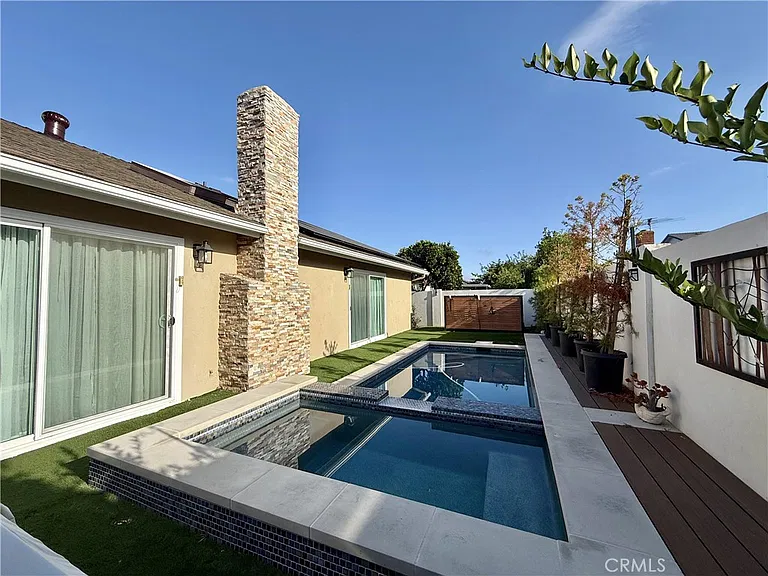 18413 Winslow Pl — Photo 8