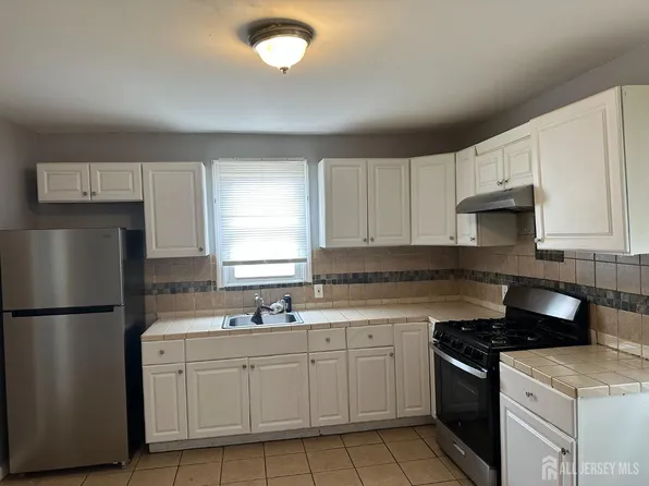 111 Joyce Kilmer Ave, New Brunswick, NJ 08901