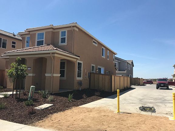 2nd image of 2911 Club Center Dr