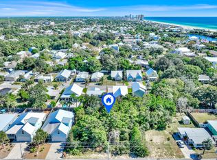 218 16th St, Panama City Beach, FL 32413