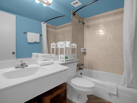 5th image of 2301 S Atlantic Ave #503