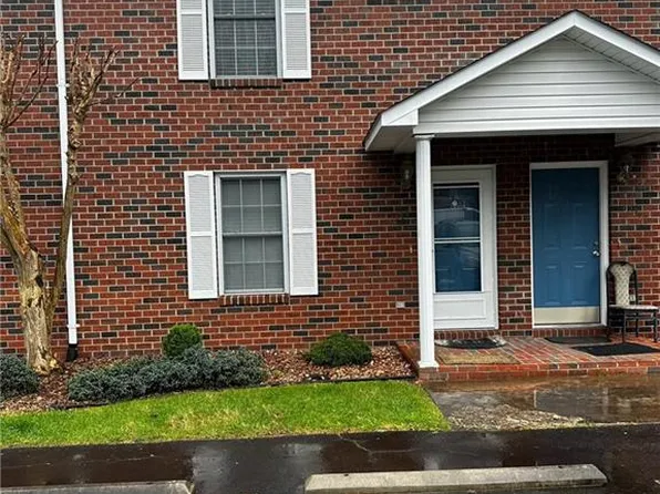 1234 Woodfield Way, Wilkesboro, NC 28697