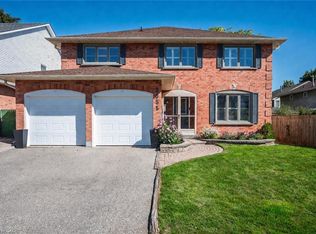 2051 Deer Run Ave, Burlington, ON L7M 2S1
