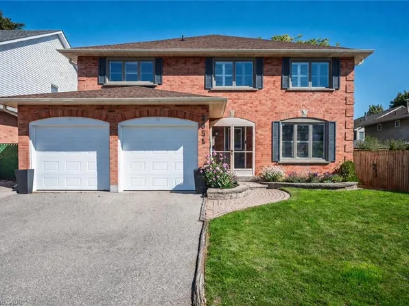 2051 Deer Run Ave, Burlington, ON L7M 2S1