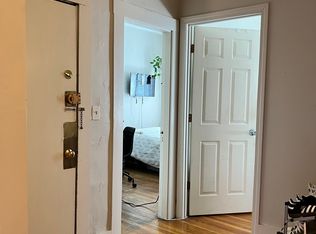 71 Phillips St APT 3, Boston, MA 02114