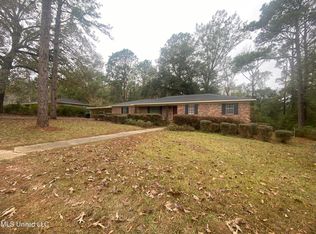 121 Ridgecrest St, Lucedale, MS 39452