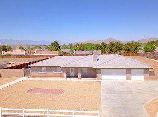 16272 Tenaya Rd, Apple Valley, CA 92307