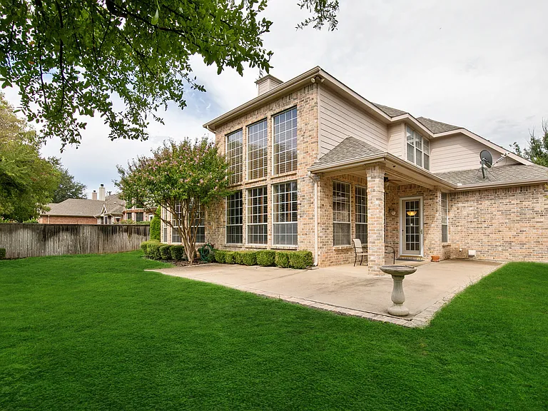 7912 Caribia Ct — Photo 35