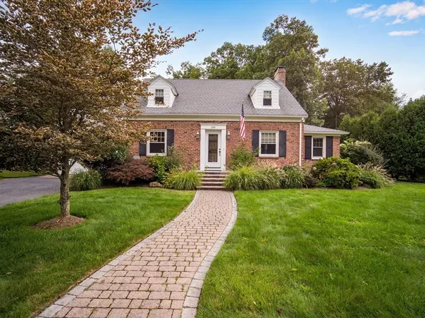 260 Williams St, Longmeadow, MA 01106