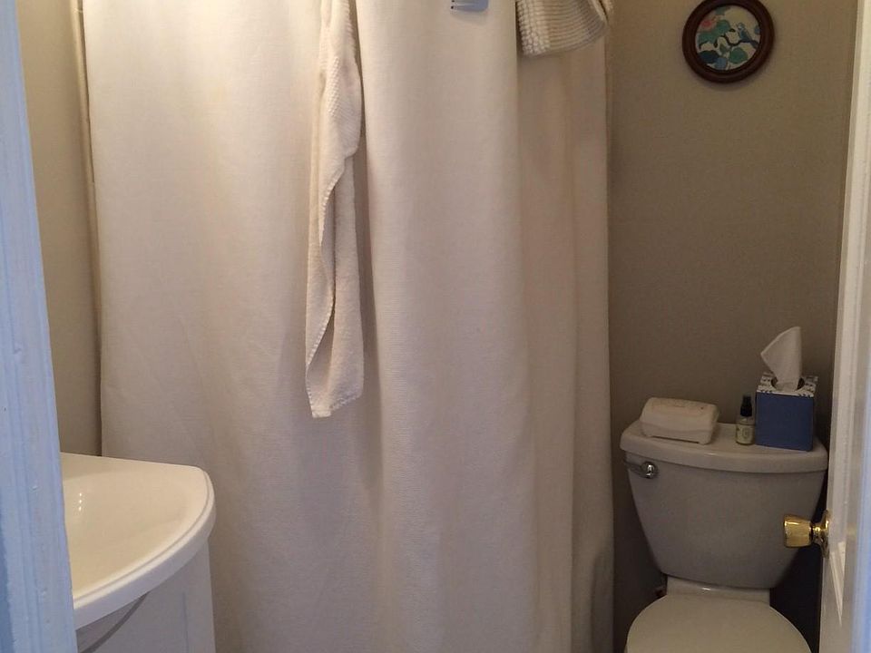 1st image of 854 N 25th St Floor 3
