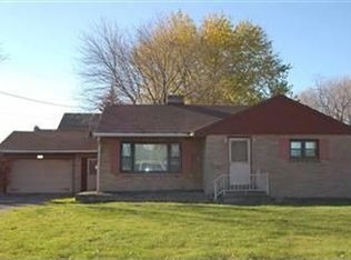 592 Breetz Dr, Campbell, OH