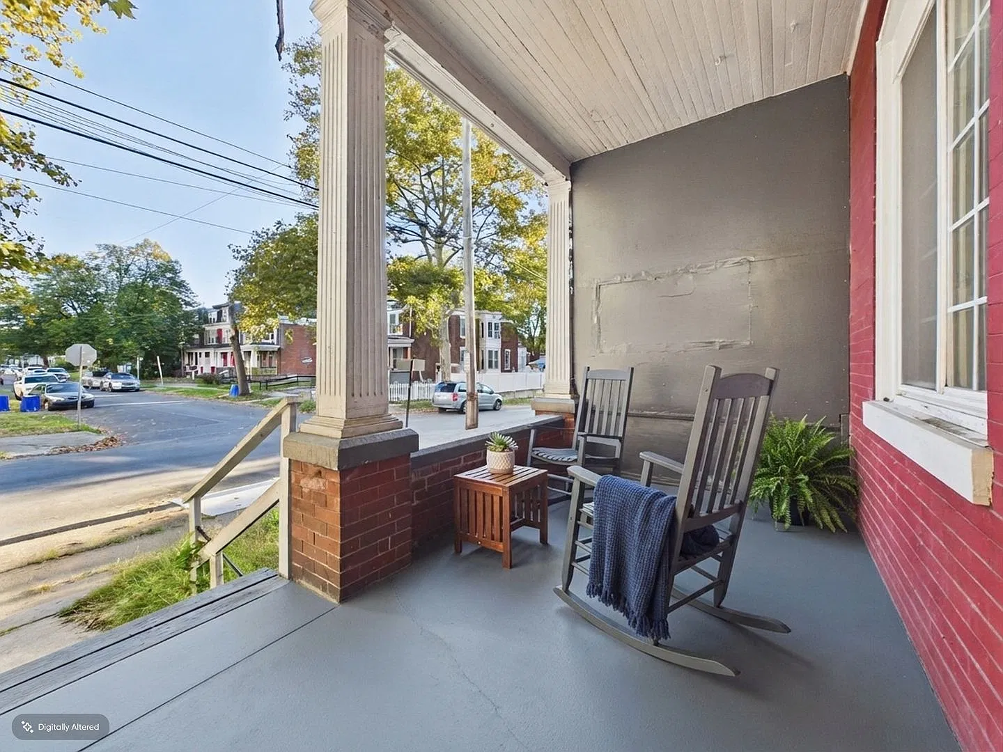 Spacious 4 Bedroom on Schuylkill St — Photo 3