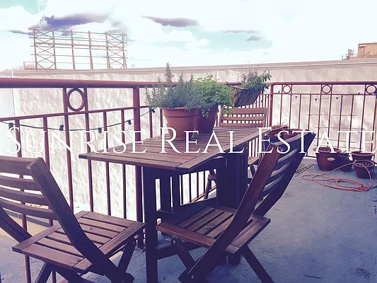 Rented by Sunrise Real Estate | media 35