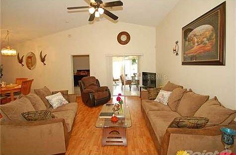 3rd image of 410 Saint Anns Dr