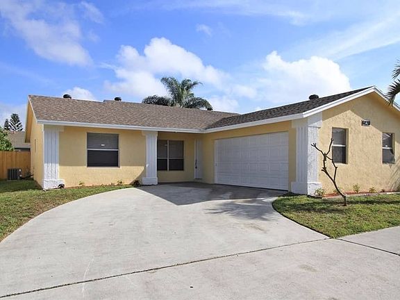 2nd image of 6129 Bluegrass Cir
