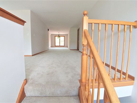 3rd image of 1536 Orchard Cir #1536