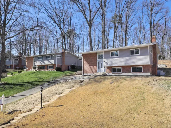 7852 Glenister Dr, Springfield, VA 22152