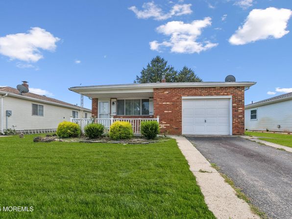 202 Bonaire Dr