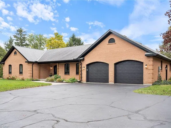 320 Evergreen Hill Rd, Norfolk County, ON N3Y 4K1