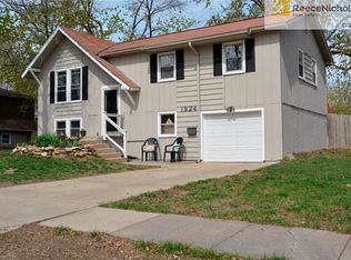1824 W Chambery Dr, Olathe, KS 66061