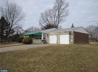 9620 Dedaker St, Philadelphia, PA 19115
