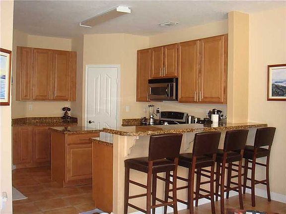 2nd image of 11495 NW 80th Ln