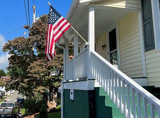 309 Grayson St, Fries, VA 24330