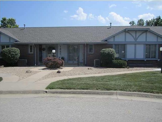 1st image of 1041 Fairway Dr APT 3