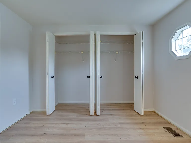 14582 Truro Parish Ct — Photo 41