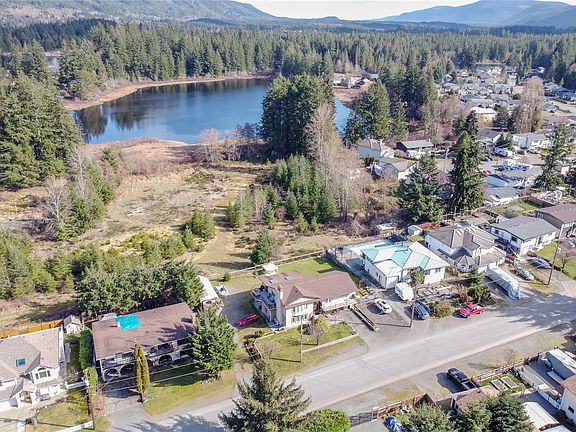 2nd image of 77 Johel Rd