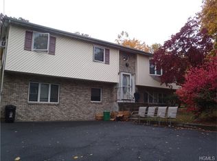 5 Dana Rd, Monsey, NY 10952