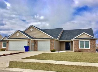 2091 Meadowsweet Pkwy, Fort Wayne, IN 46808