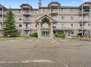 Spruce Ridge Manor, Spruce Grove, AB T7X 0G5