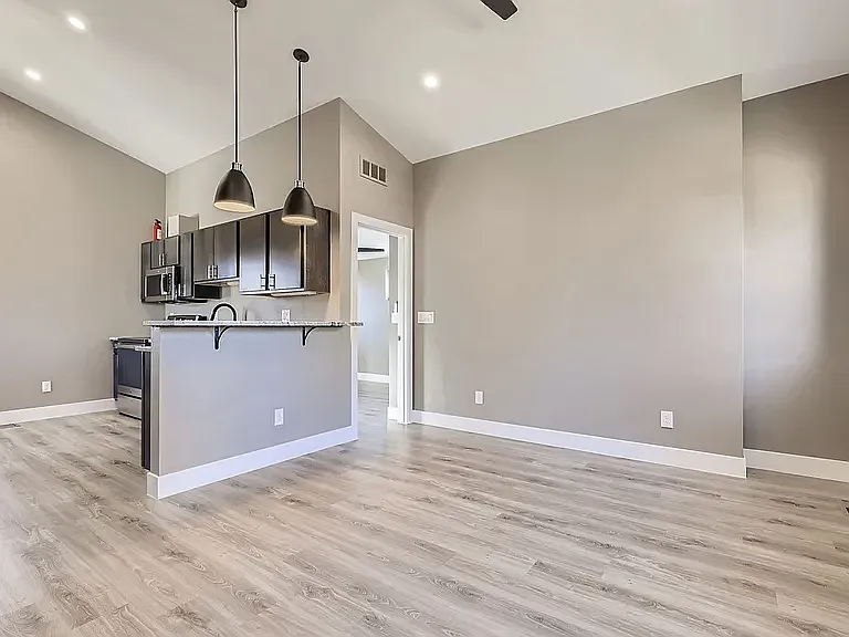 3880 1/2 Sheridan Blvd — Photo 10