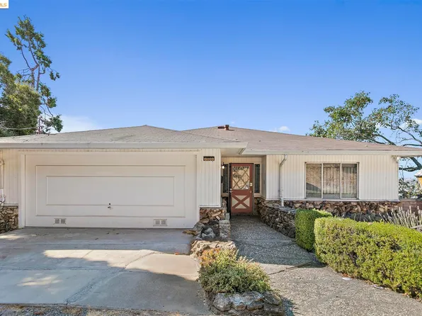9109 Burr St, Oakland, CA 94605