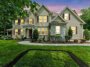 36 Columbine Rd, Rehoboth, MA 02769