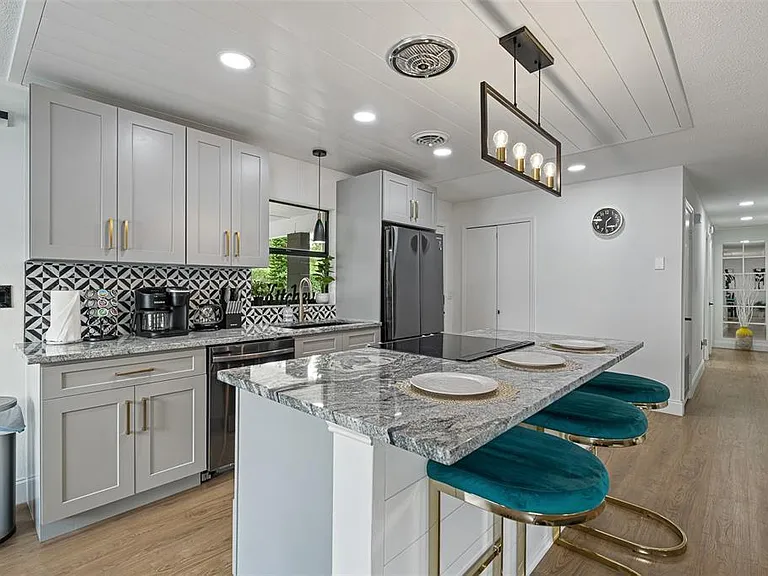 2911 Conway Gardens Rd — Photo 16