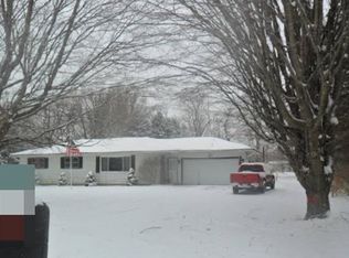 58526 Ash Rd, Three Rivers, MI 49093