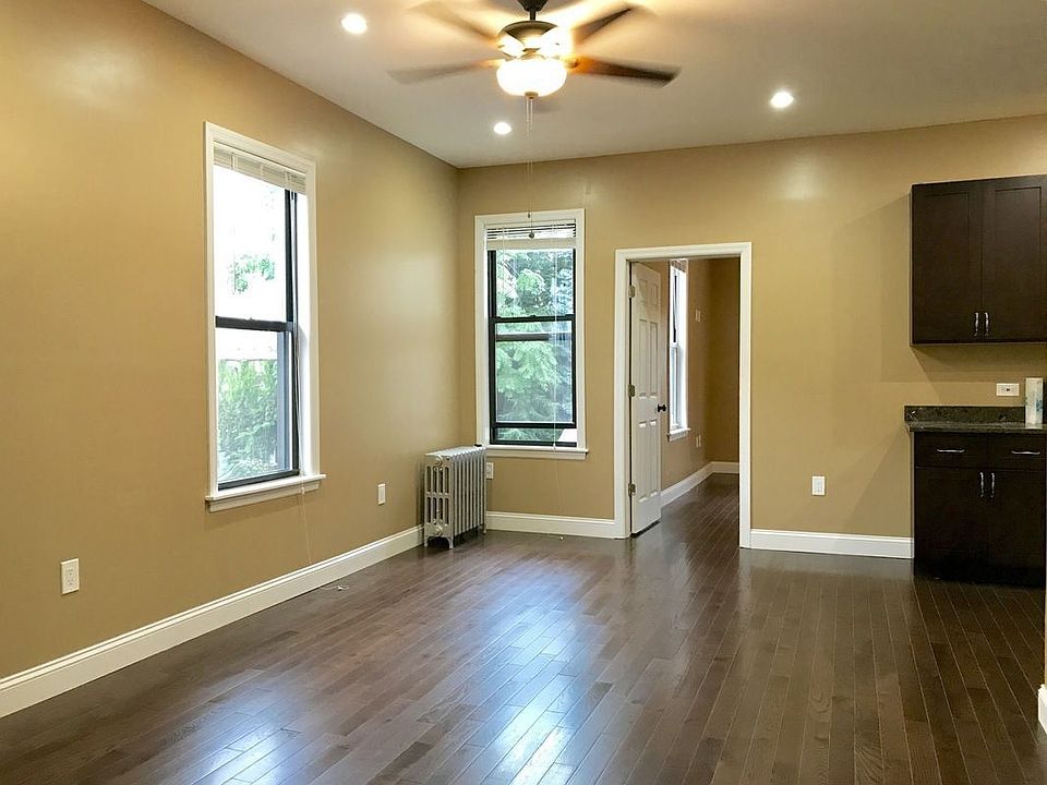 1st image of 3440 9th St #2